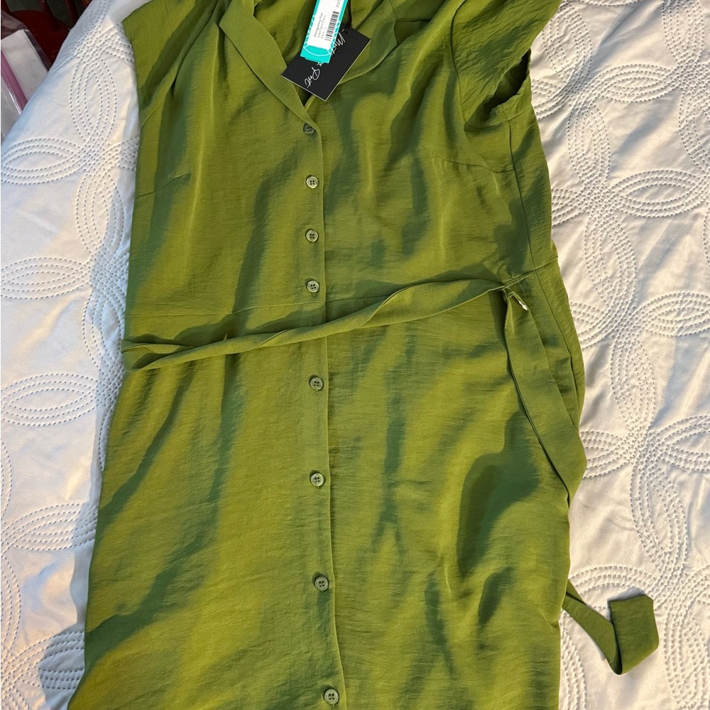 Stitch Fix NWT Olive Button-Down Midi Dress - Picture 4 of 4